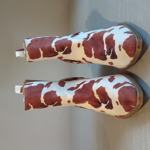 Barn Babe Cow Print Ankle Boots Brown White Block Heel size 10 - Picture 3 of 10